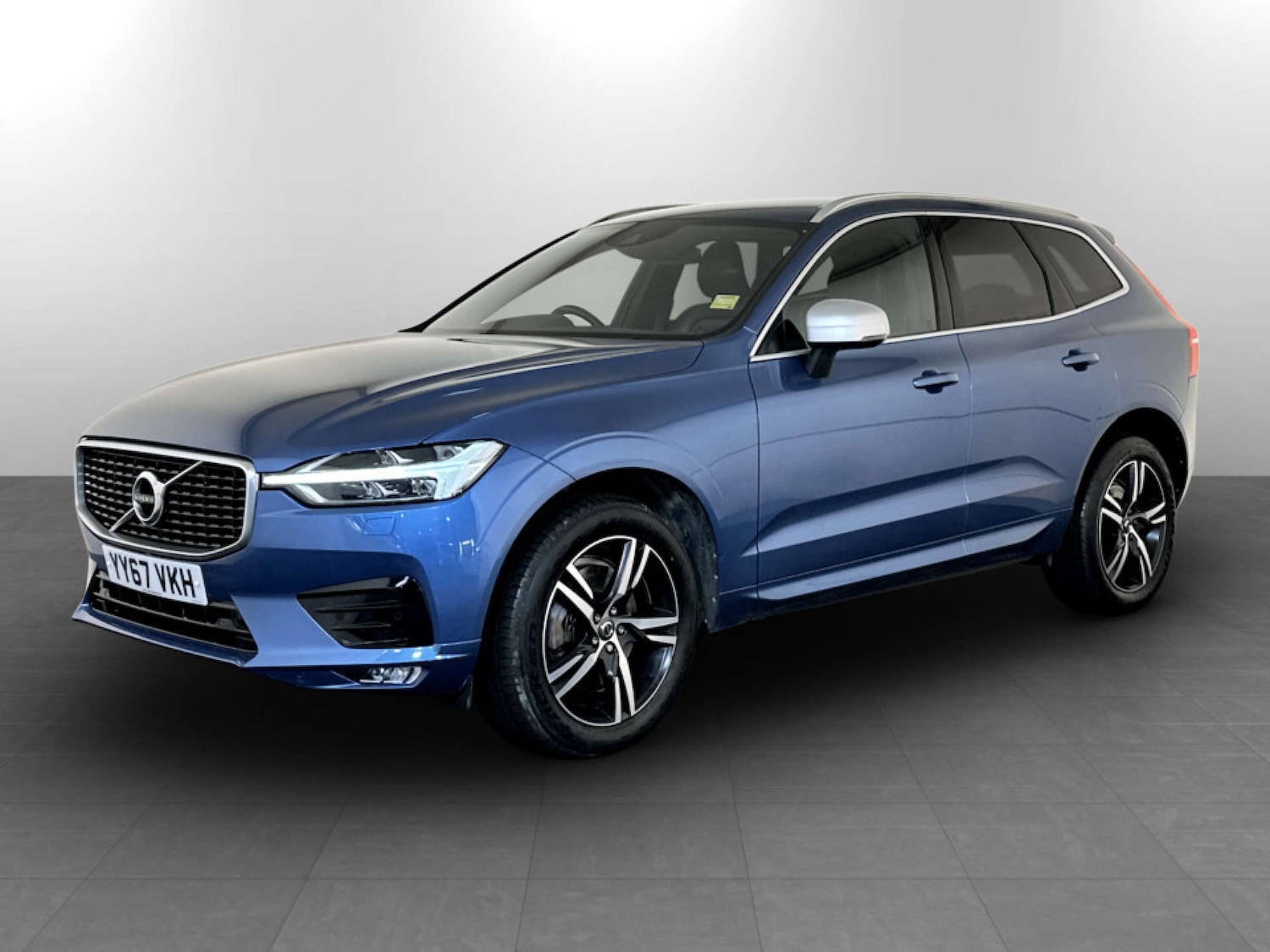 Used Volvo XC60 2017 for sale - 77667869: Photo 6