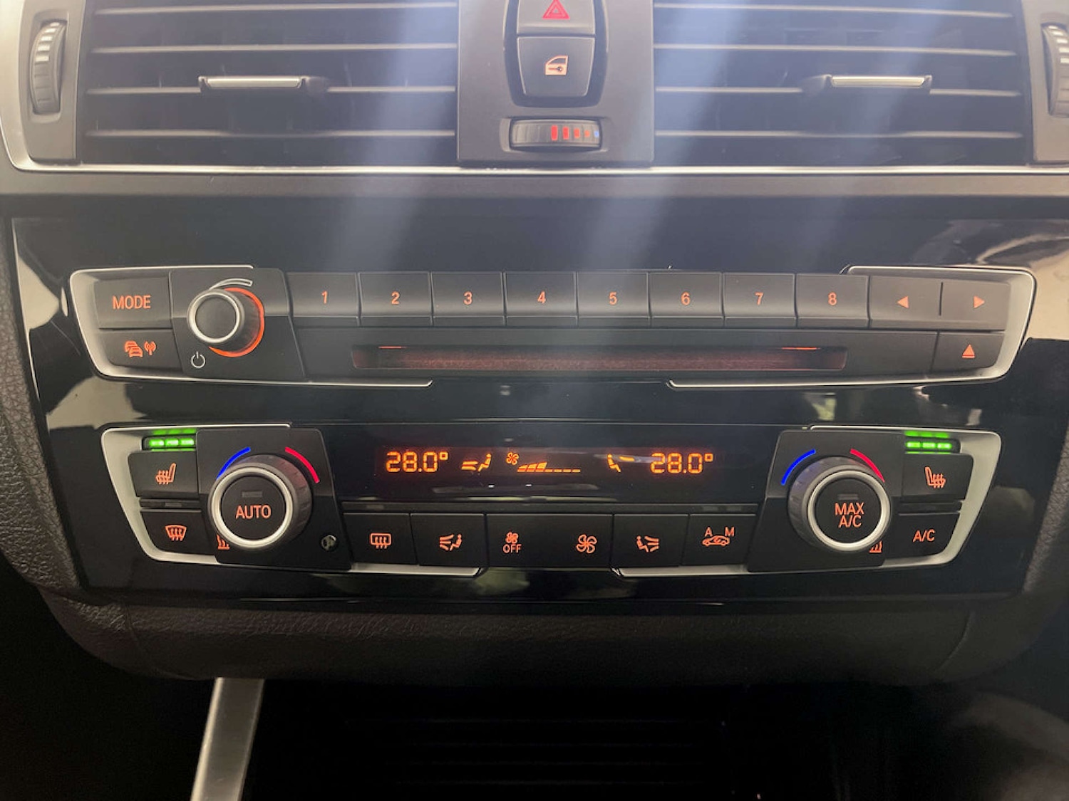 Used BMW 1 Series 2015 for sale - 77185801: Photo 24