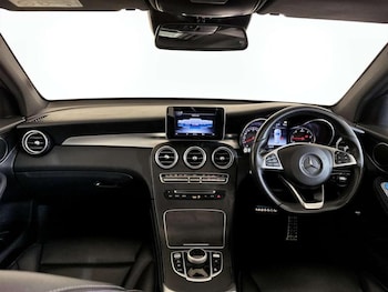 Used Mercedes-Benz GLC 2018 for sale - 76960890: Photo