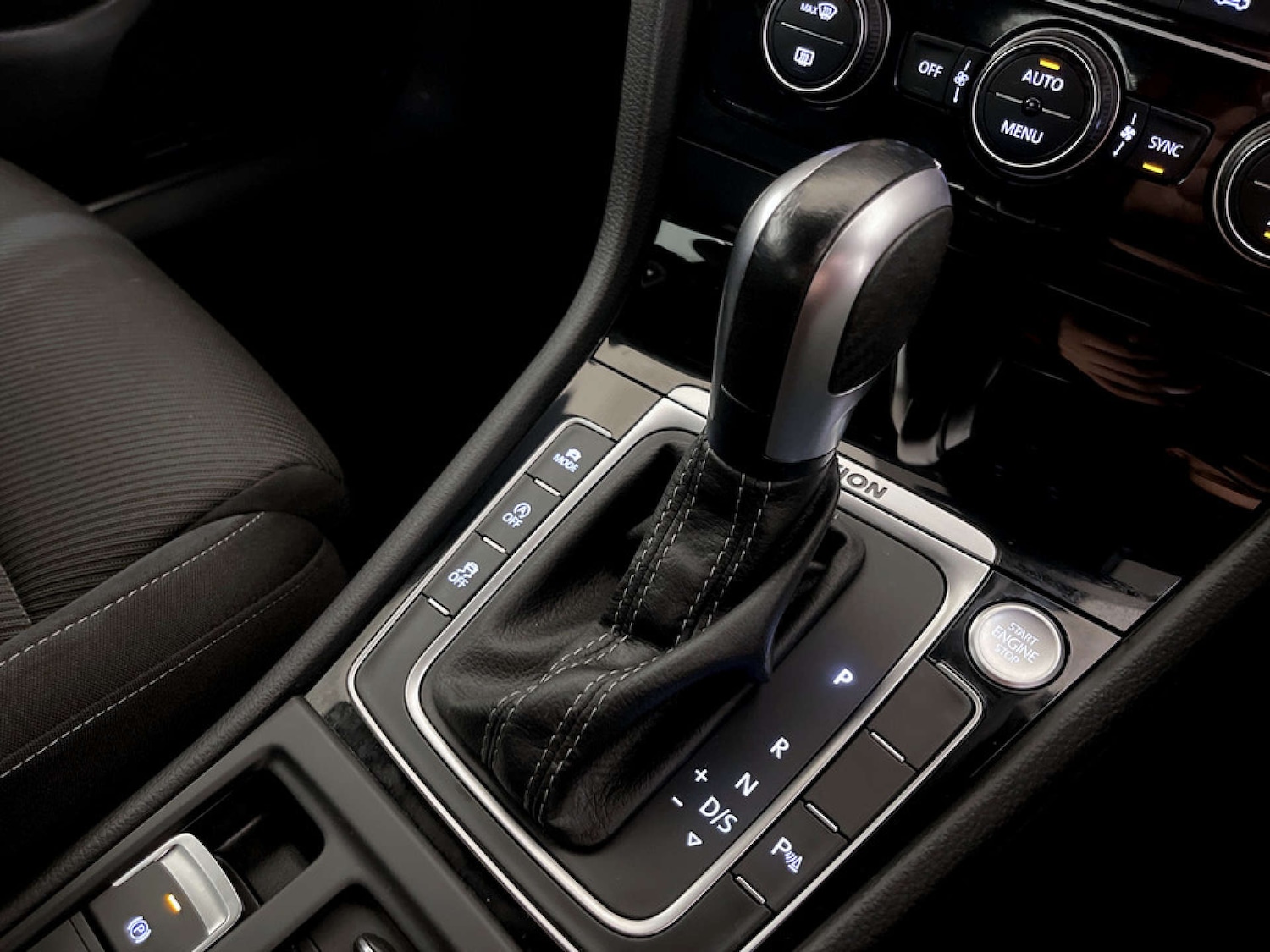 Used Volkswagen Golf 2020 for sale - 77185935: Photo 27