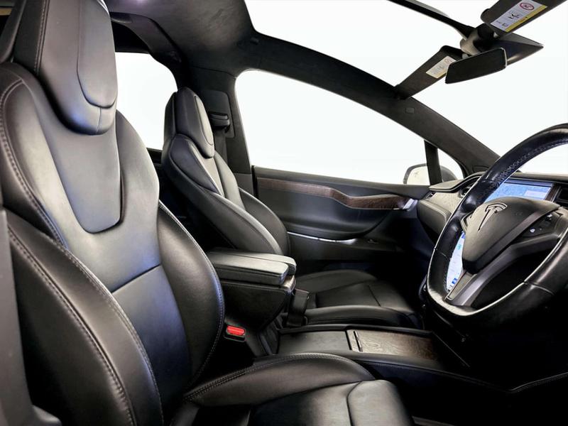 Used Tesla Model X 2018 for sale - 76782211: Photo 13