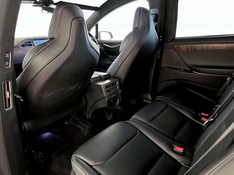 Used Tesla Model X 2018 for sale - 76782211: Photo 14