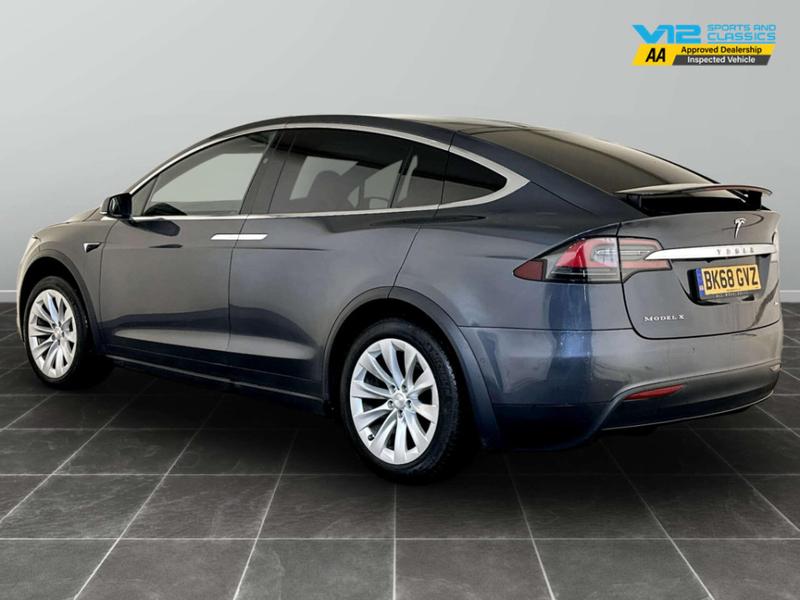 Used Tesla Model X 2018 for sale - 76782211: Photo 8