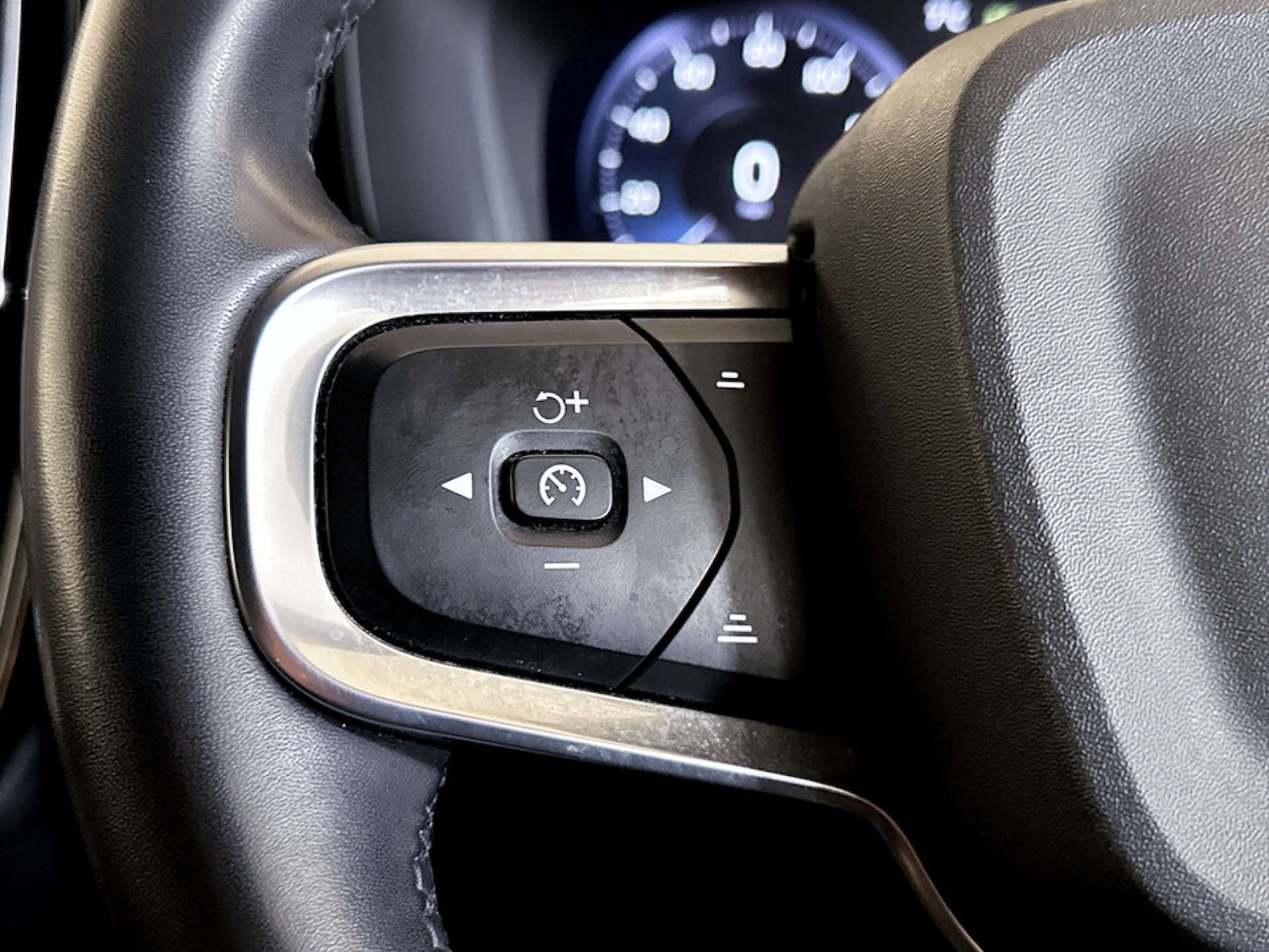 Used Volvo XC40 2021 for sale - 77207657: Photo 18