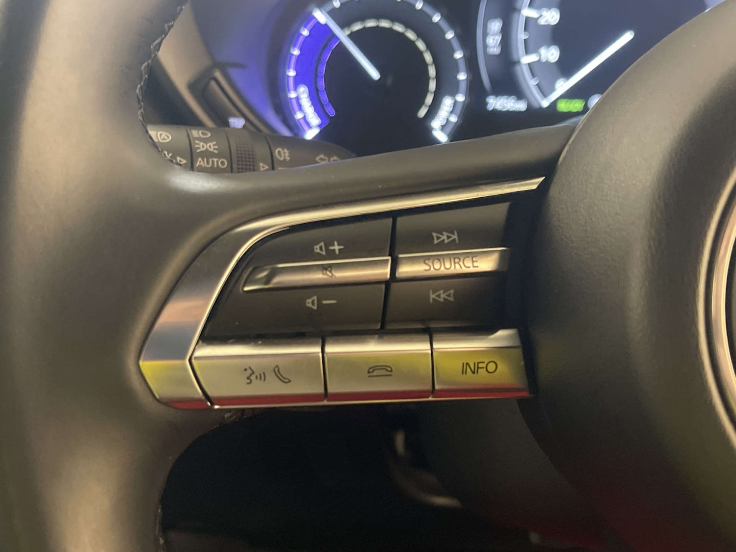 Used Mazda MX-30 2024 for sale - 77920830: Photo 17