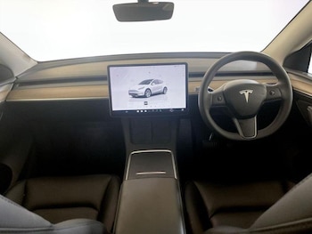 Used Tesla Model Y 2024 for sale - 76231025: Photo