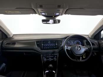Used Volkswagen T-Roc 2019 for sale - 74150857: Photo