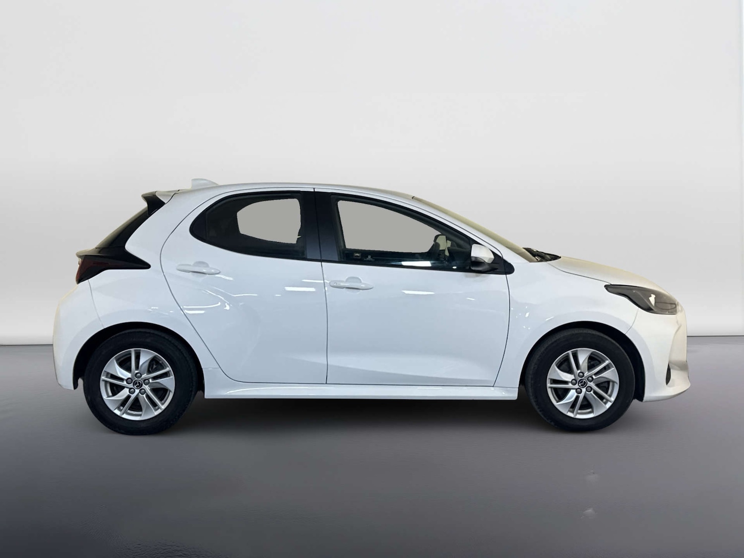 Used Mazda Mazda2 HYBRID 2023 for sale - 77845590: Photo 11