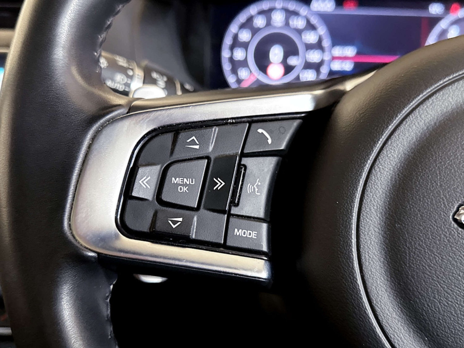 Used Jaguar F-Pace 2019 for sale - 77185788: Photo 17