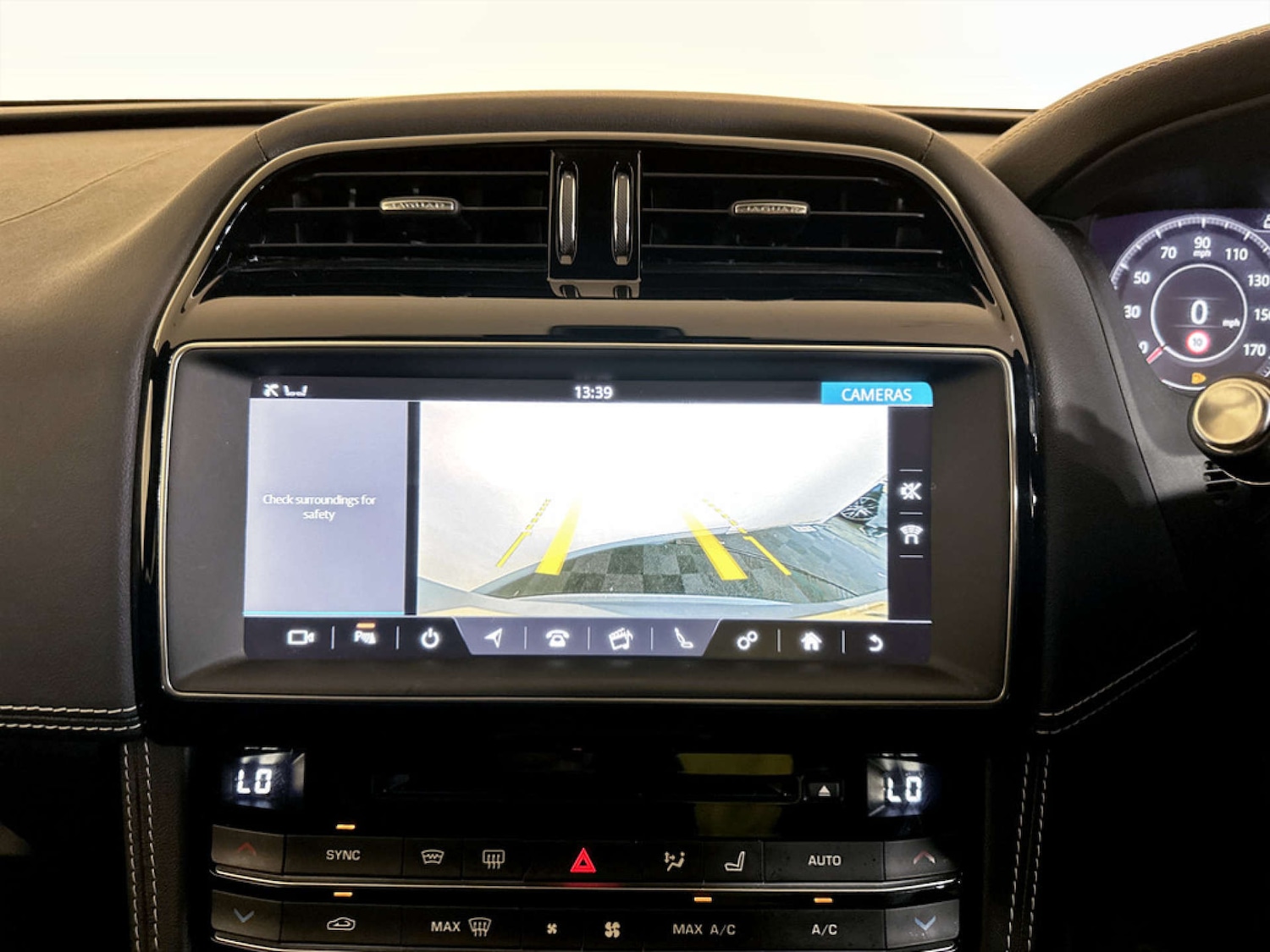 Used Jaguar F-Pace 2019 for sale - 77185788: Photo 20