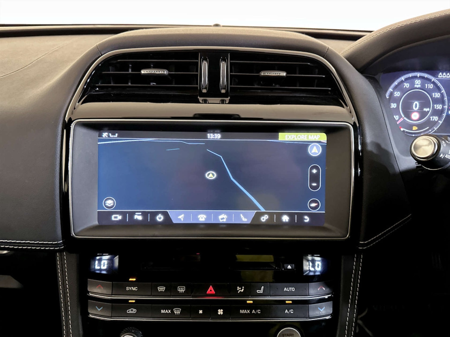 Used Jaguar F-Pace 2019 for sale - 77185788: Photo 21