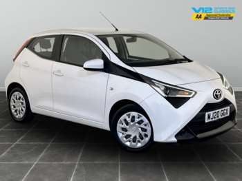 2020 (20) - 1.0 VVT-i X-Play 5dr x-shift