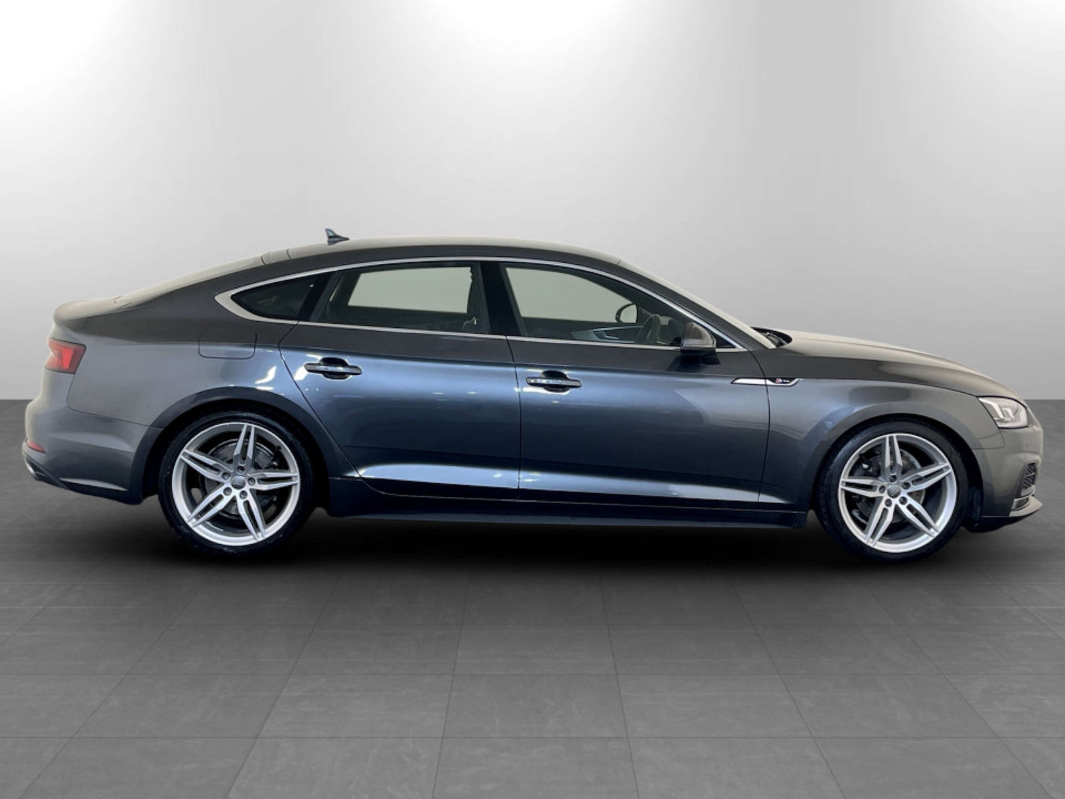 Used Audi A5 2019 for sale - 77186071: Photo 11