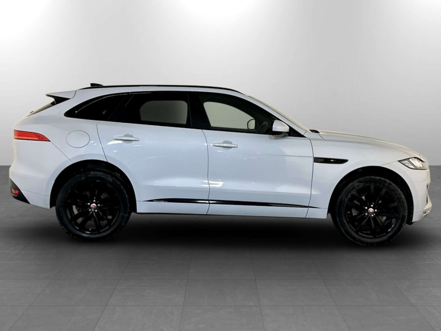 Used Jaguar F-Pace 2019 for sale - 77535144: Photo 11