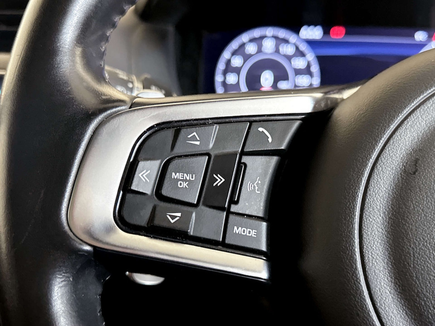 Used Jaguar F-Pace 2019 for sale - 77535144: Photo 17