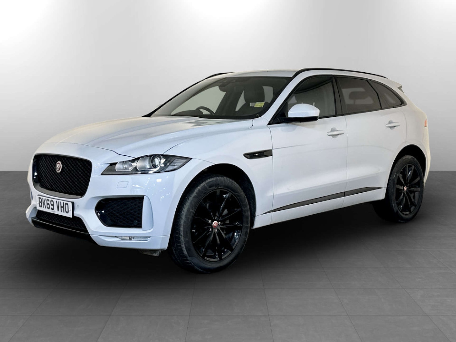 Used Jaguar F-Pace 2019 for sale - 77535144: Photo 6