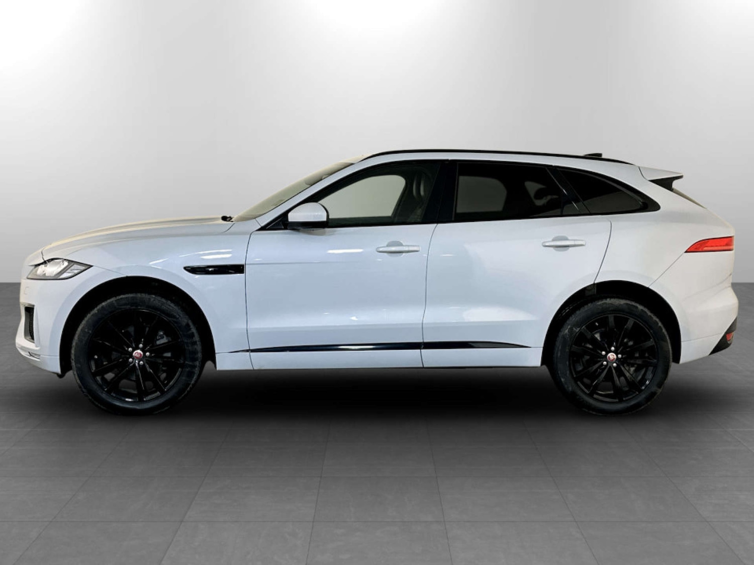 Used Jaguar F-Pace 2019 for sale - 77535144: Photo 7