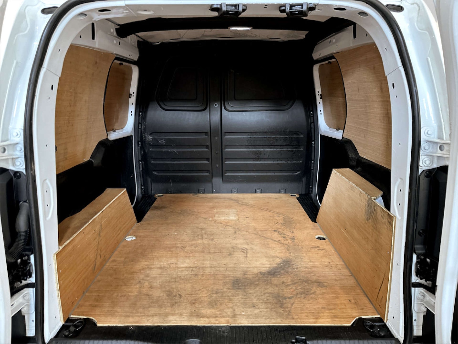 Used Nissan Other 2023 for sale - 77261401: Photo 15