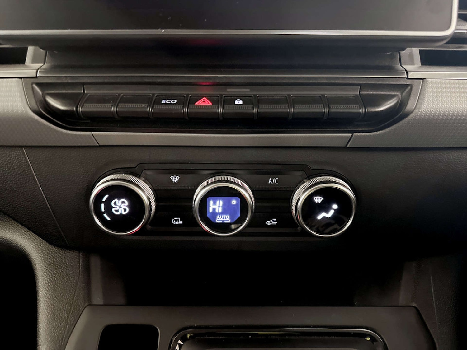 Used Nissan Other 2023 for sale - 77261401: Photo 24