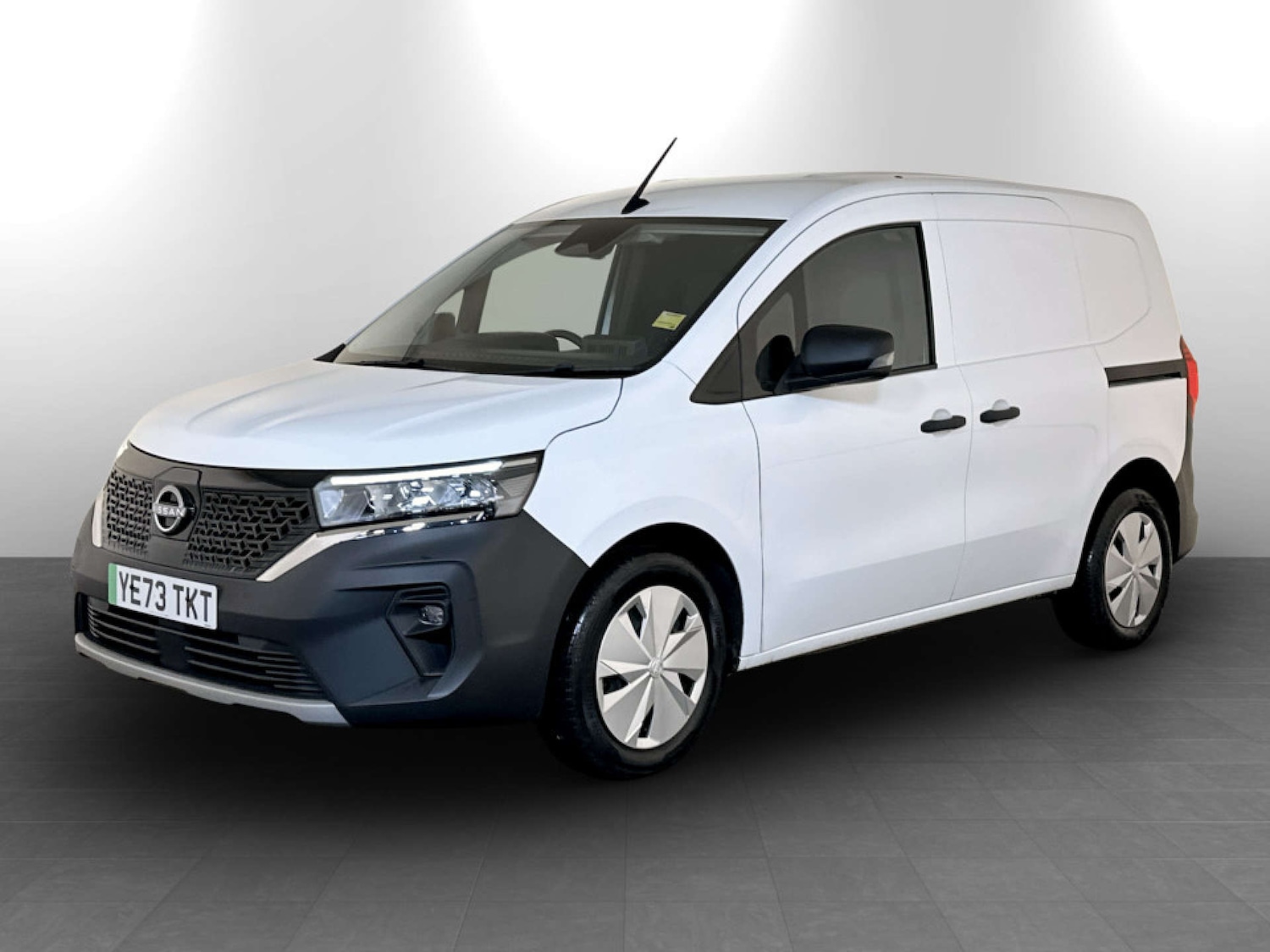 Used Nissan Other 2023 for sale - 77261401: Photo 6