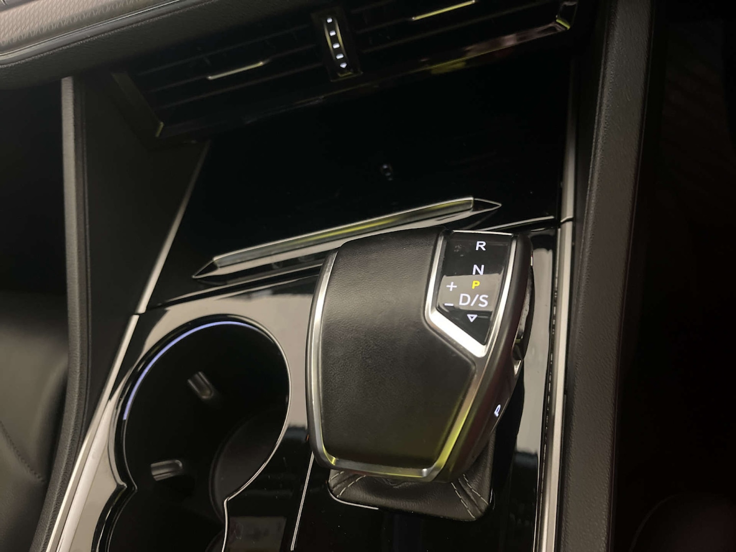 Used Volkswagen Touareg 2019 for sale - 78080658: Photo 25