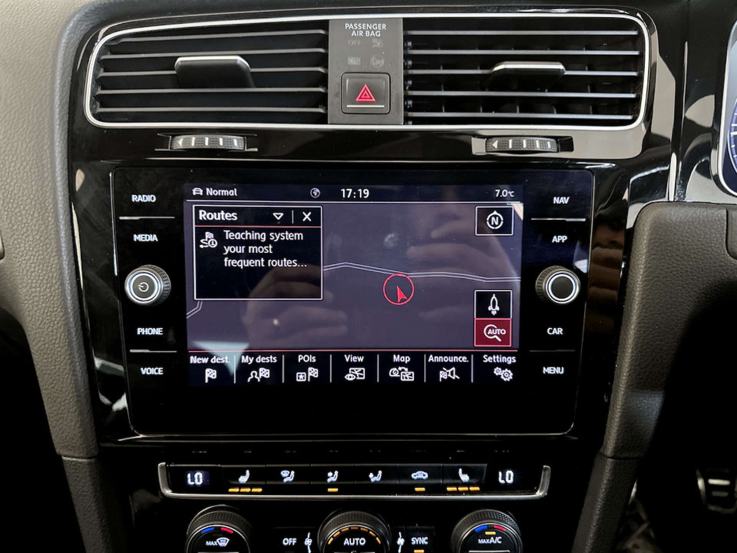 Used Volkswagen Golf 2017 for sale - 77221001: Photo 21