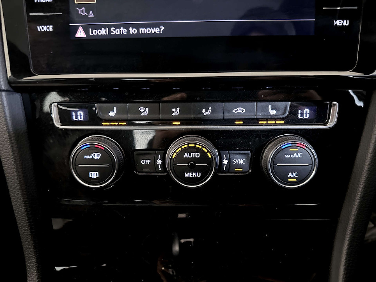 Used Volkswagen Golf 2017 for sale - 77221001: Photo 26