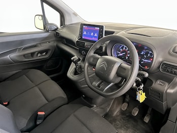 Used Citroen Berlingo 2022 for sale - 75409631: Photo