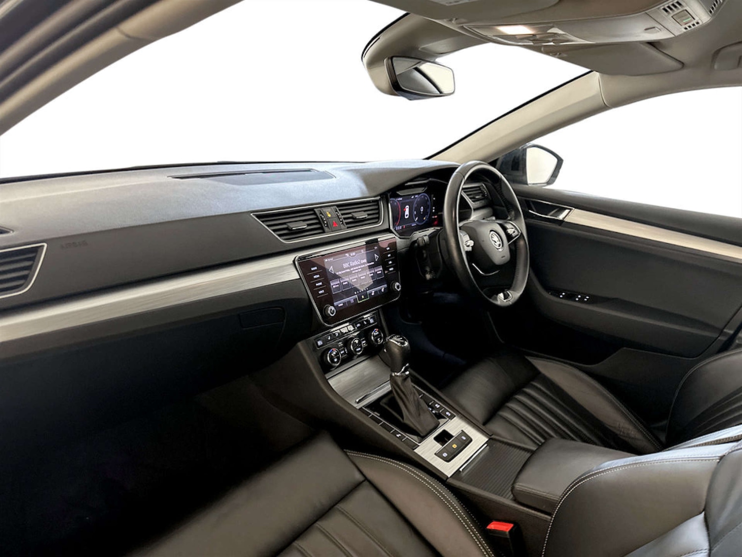 Used Skoda Superb 2021 for sale - 77409029: Photo 12