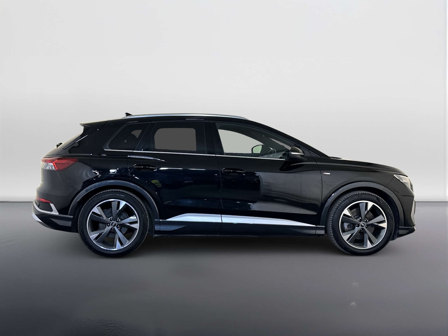 Used Audi Q4 e-tron 2023 for sale - 77953381: Photo 11