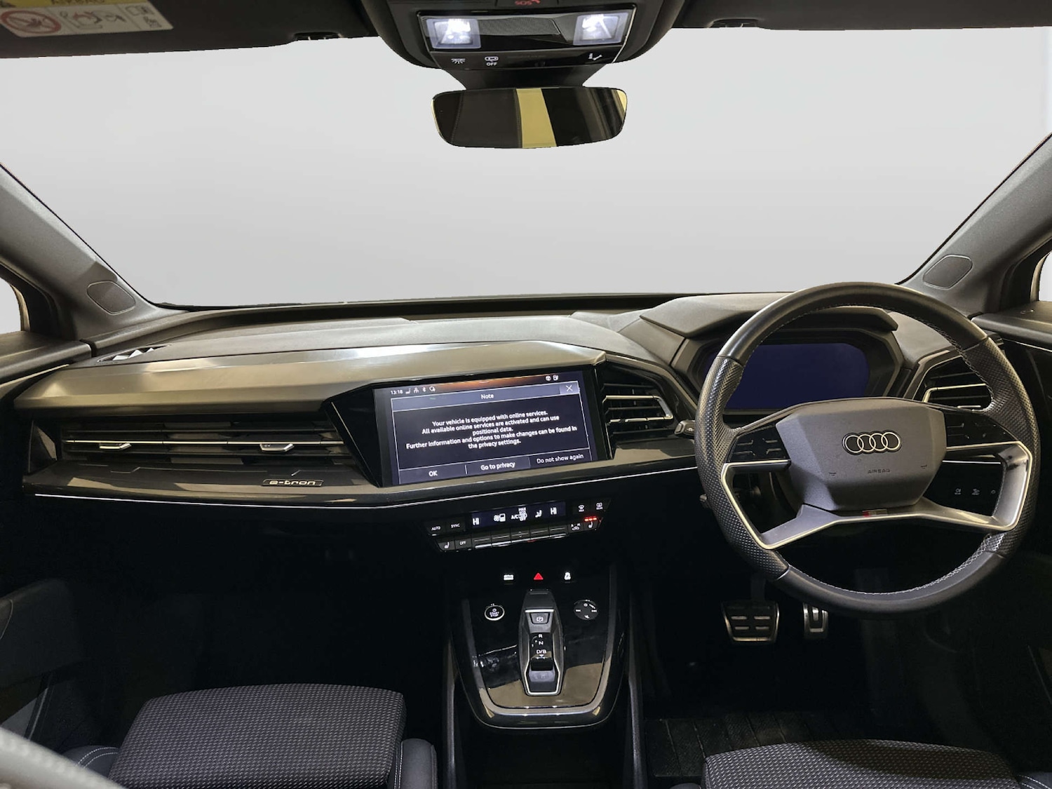 Used Audi Q4 e-tron 2023 for sale - 77953381: Photo 3