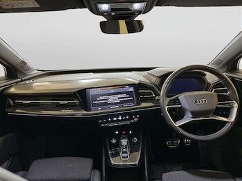 Used Audi Q4 e-tron 2023 for sale - 77953381: Photo