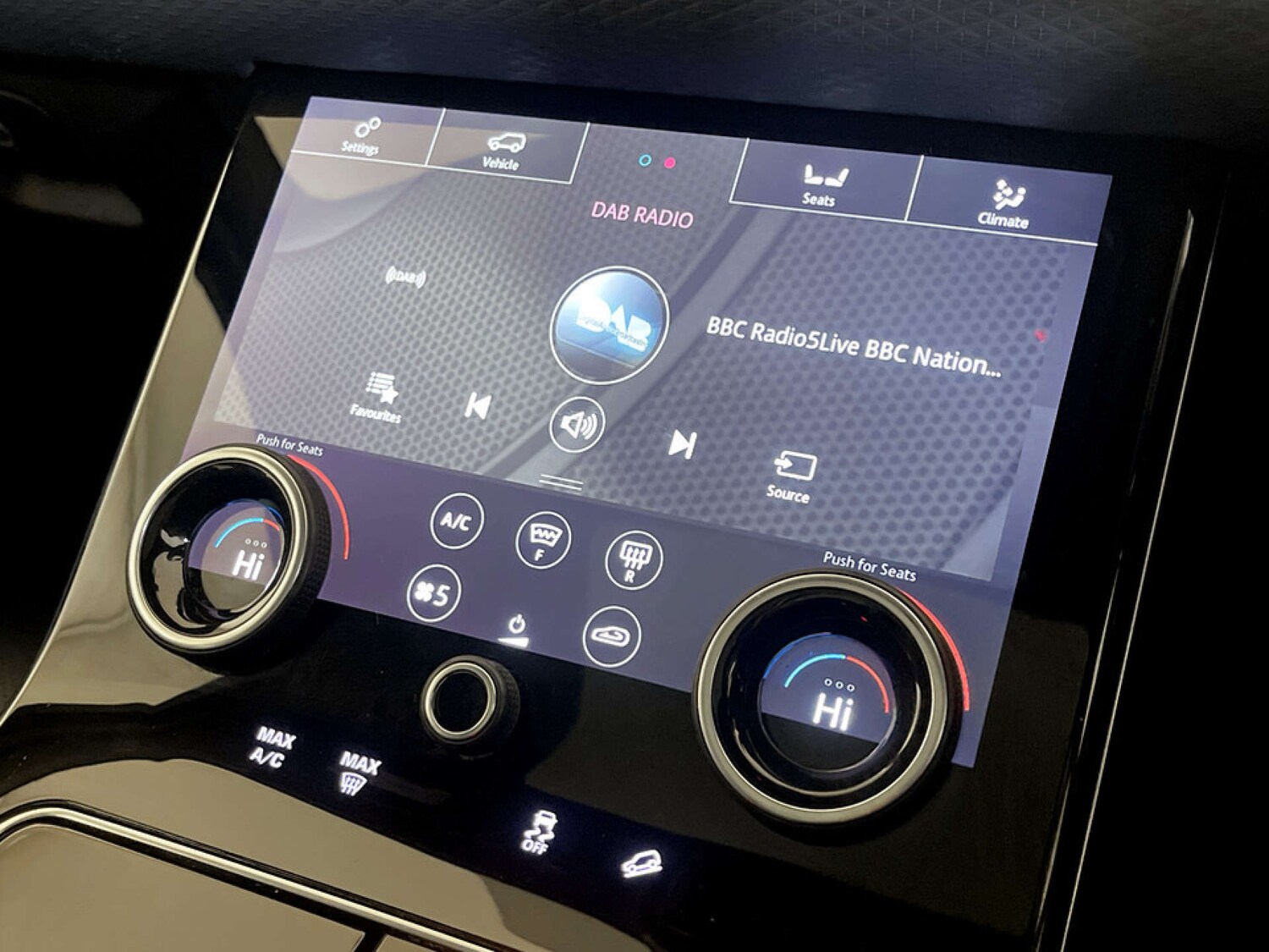 Used Land Rover Range Rover Velar 2020 for sale - 77506868: Photo 27