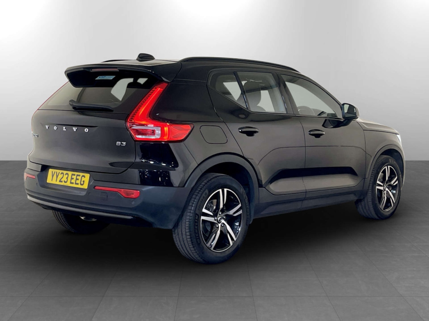 Used Volvo XC40 2023 for sale - 77185793: Photo 10