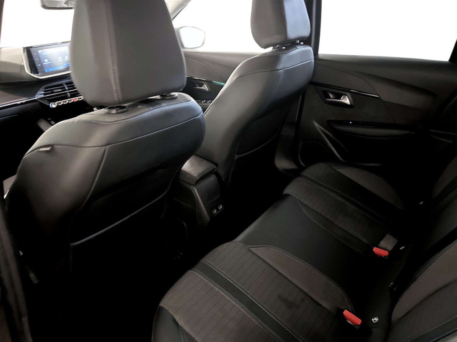 Used Peugeot 208 2020 for sale - 77667902: Photo 14