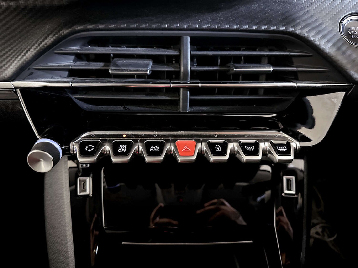 Used Peugeot 208 2020 for sale - 77667902: Photo 24