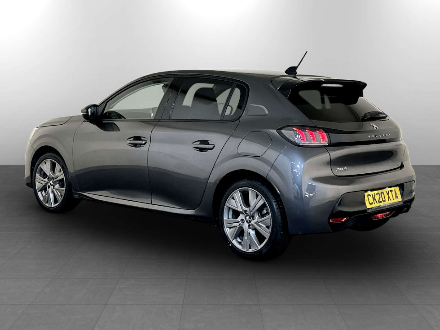 Used Peugeot 208 2020 for sale - 77667902: Photo 8