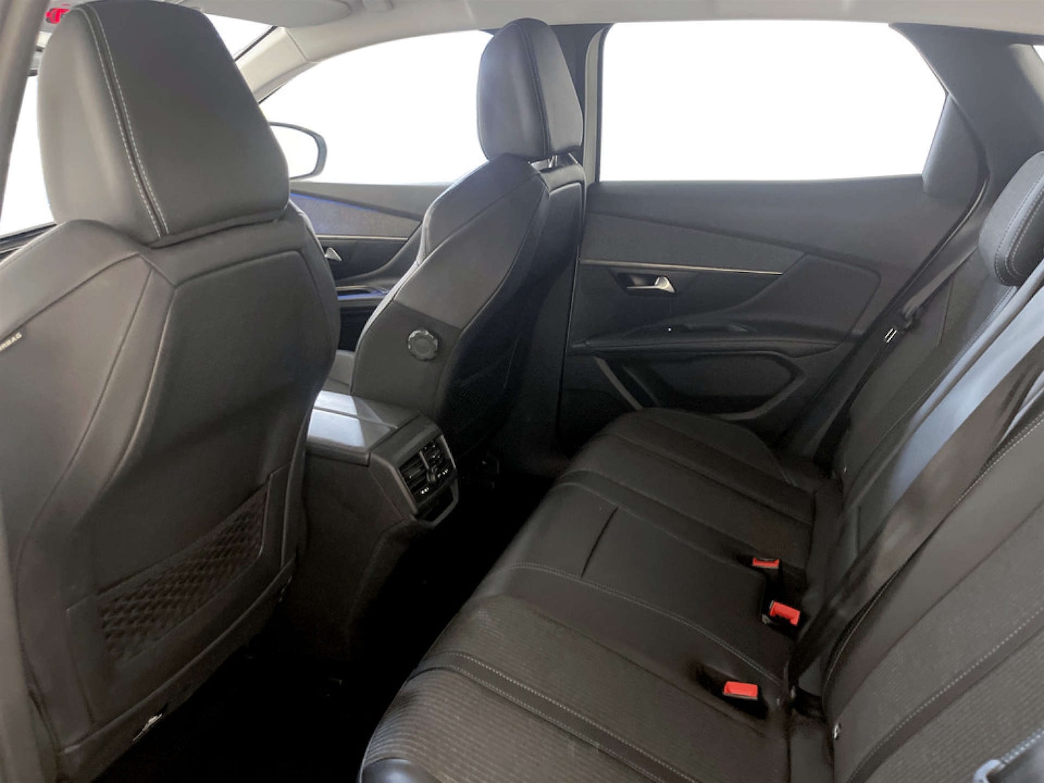 Used Peugeot 3008 2023 for sale - 77720511: Photo 14