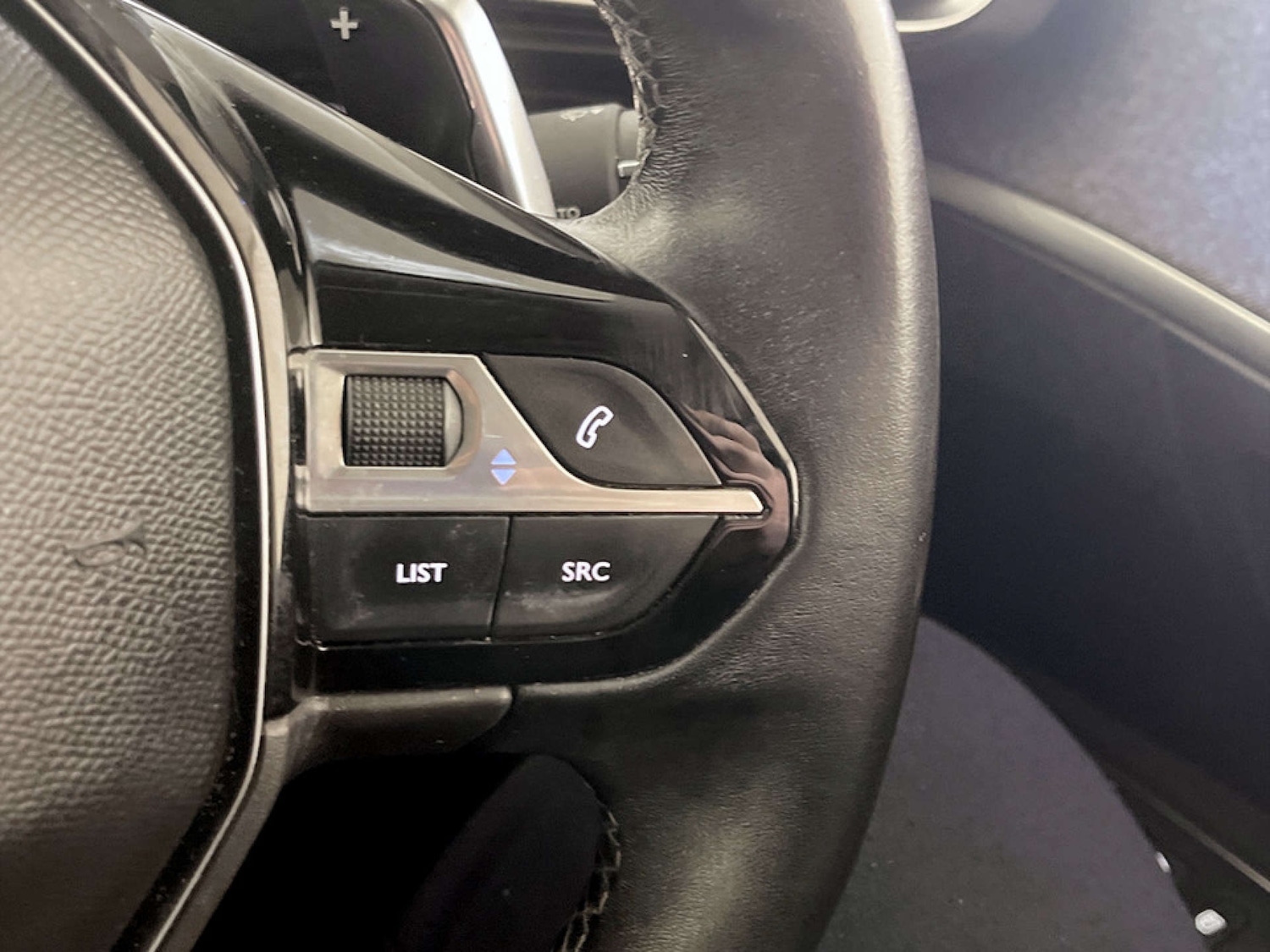 Used Peugeot 3008 2023 for sale - 77720511: Photo 19