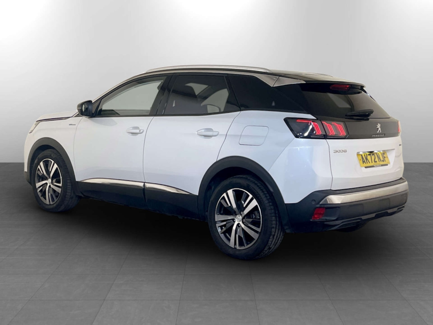 Used Peugeot 3008 2023 for sale - 77720511: Photo 8