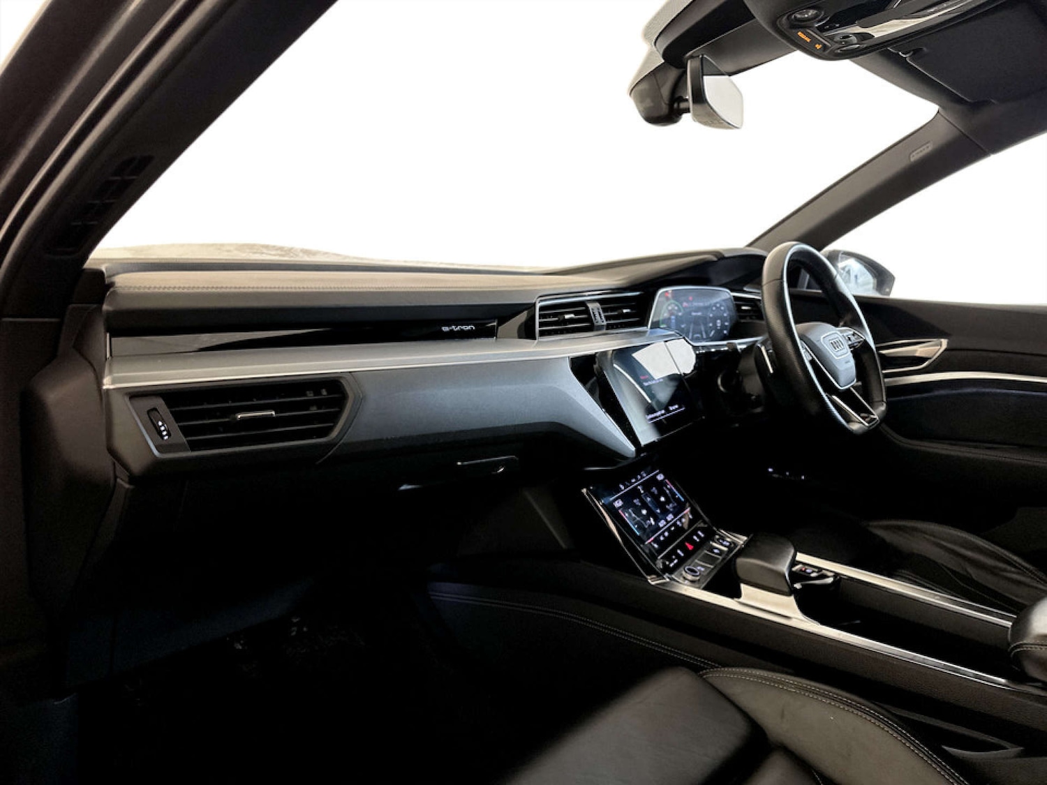 Used Audi e-tron 2022 for sale - 77474634: Photo 12