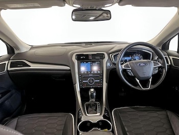 Used Ford Mondeo 2018 for sale - 76641135: Photo