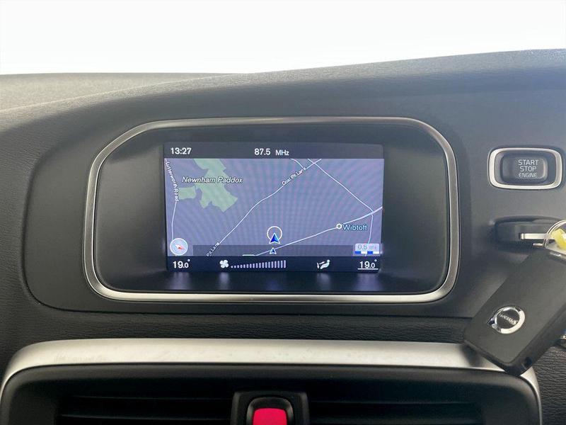 Used Volvo V40 Cross Country 2018 for sale - 76352206: Photo 21
