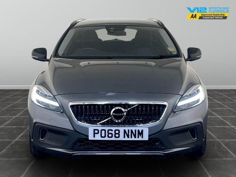 Used Volvo V40 Cross Country 2018 for sale - 76352206: Photo 5