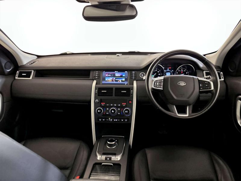 Used Land Rover Discovery Sport 2019 for sale - 76960939: Photo 3