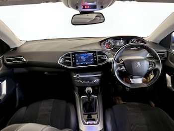 Used Peugeot 308 2021 for sale - 77036775: Photo