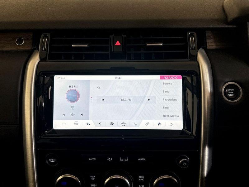 Used Land Rover Discovery 2017 for sale - 76461378: Photo 25