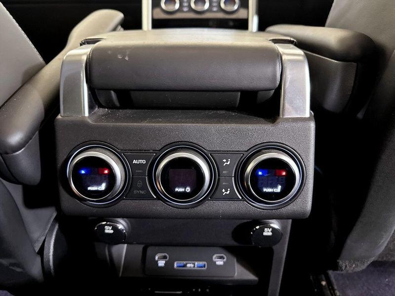 Used Land Rover Discovery 2017 for sale - 76461378: Photo 30