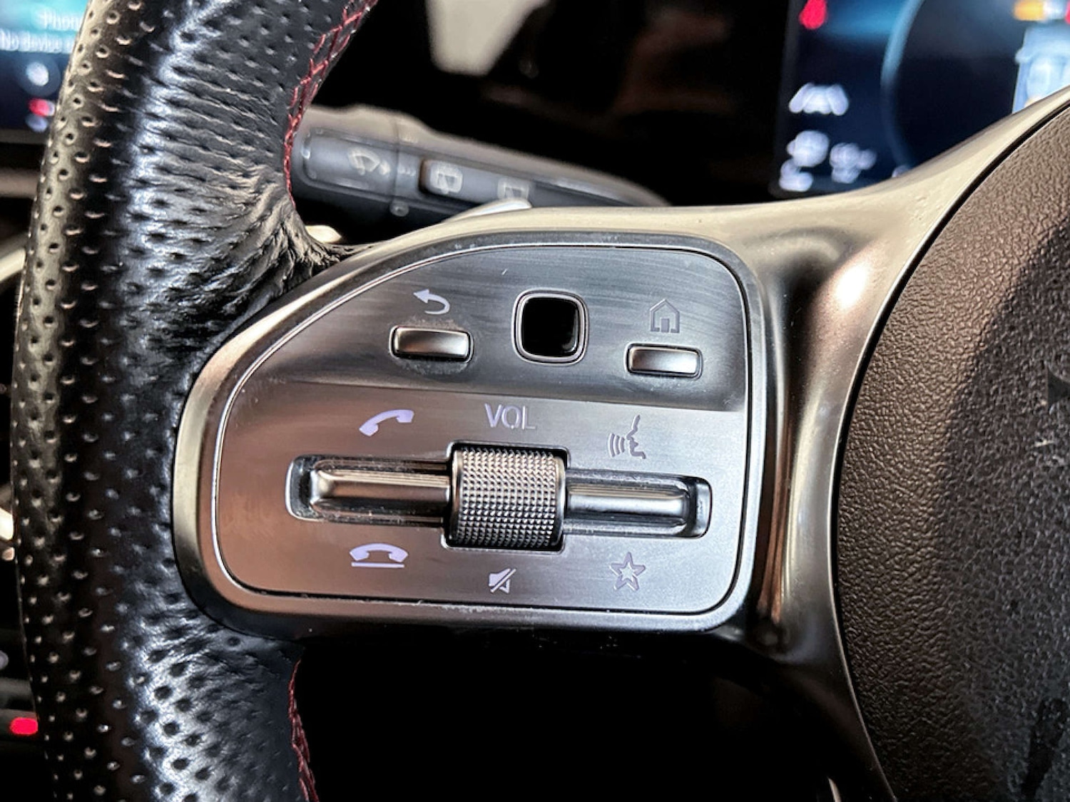 Used Mercedes-Benz A-Class 2018 for sale - 77452490: Photo 17