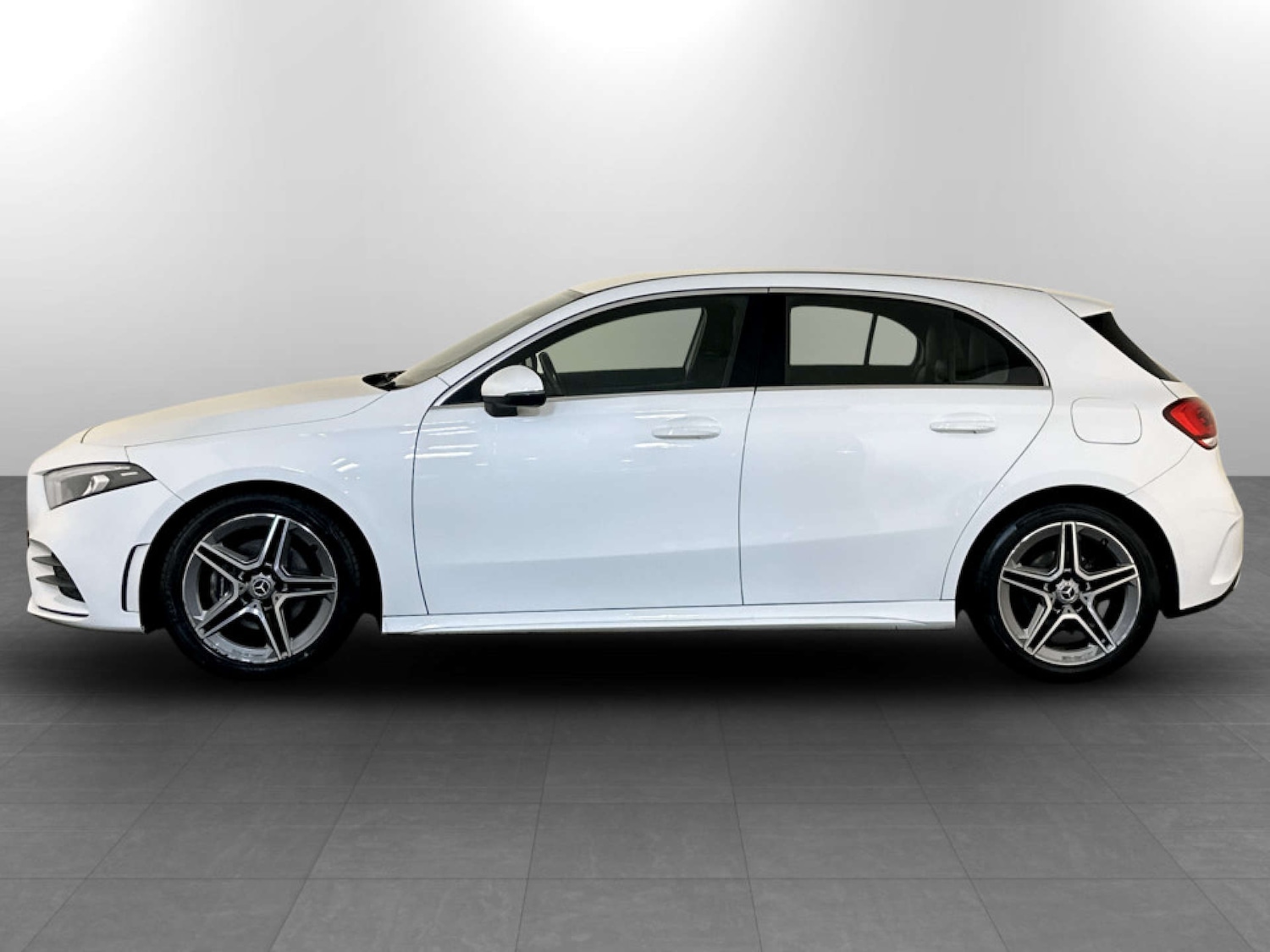 Used Mercedes-Benz A-Class 2018 for sale - 77452490: Photo 7